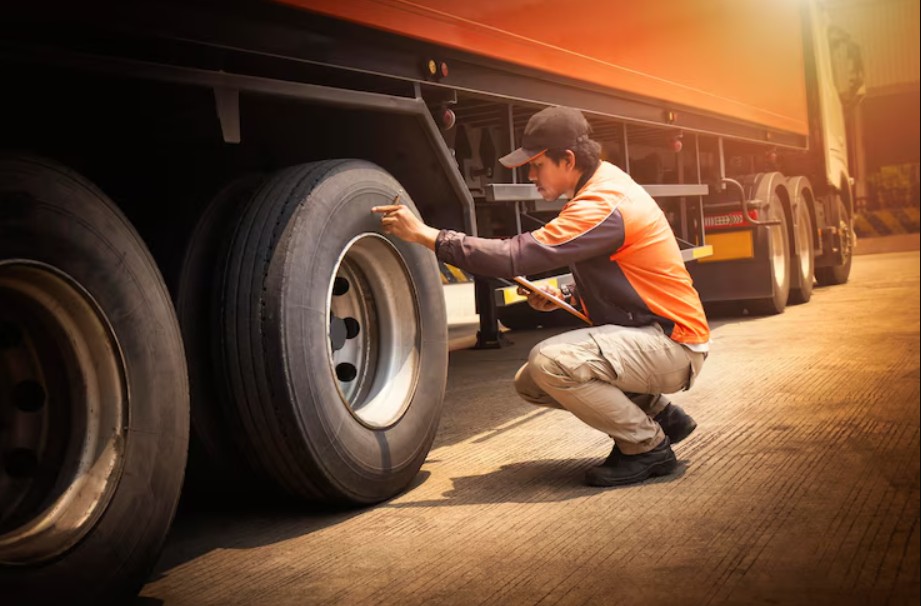 Truck Tire Service in Willards
